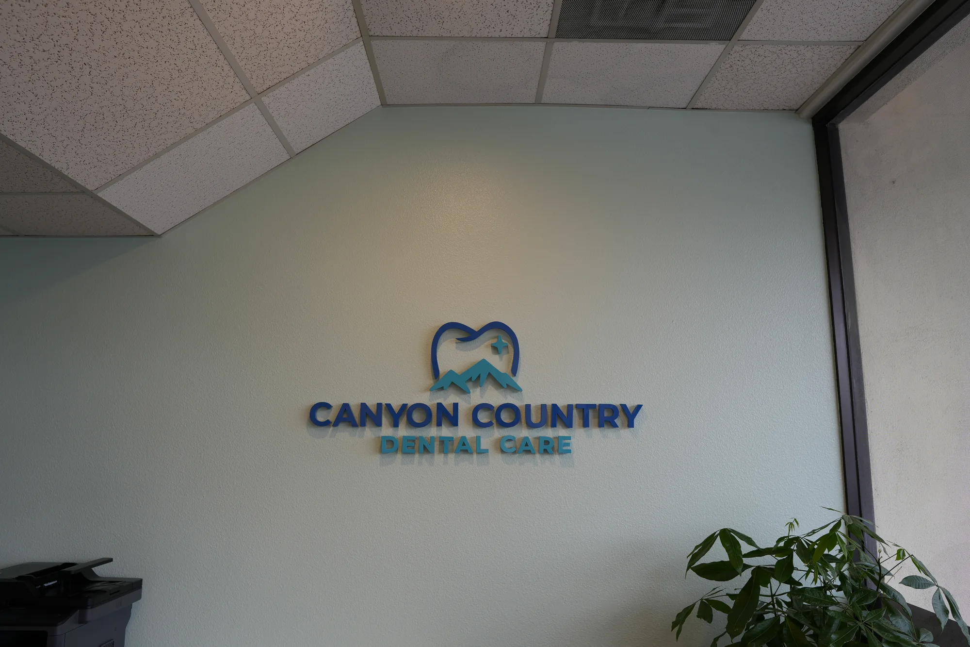 Canyon Country Dental Care reception wall